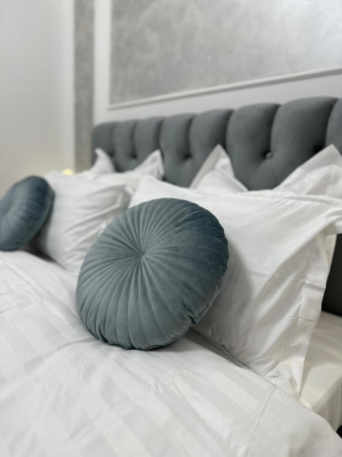 Luxury Studio 7 Roşu Esterno foto