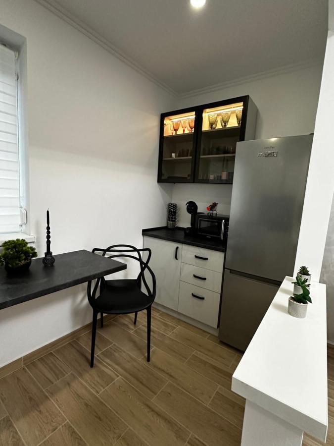 Luxury Studio 7 Roşu Esterno foto