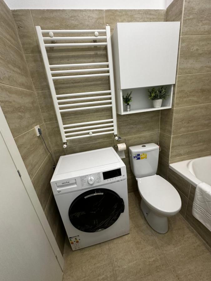 Luxury Studio 7 Roşu Esterno foto